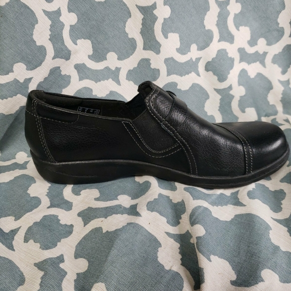 Clarks Cheyney Fame black leather sz 8 - Picture 3 of 7